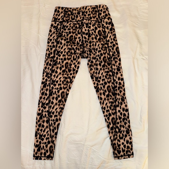 Victoria's Secret Leggings - Brand New - Picture 2 of 5